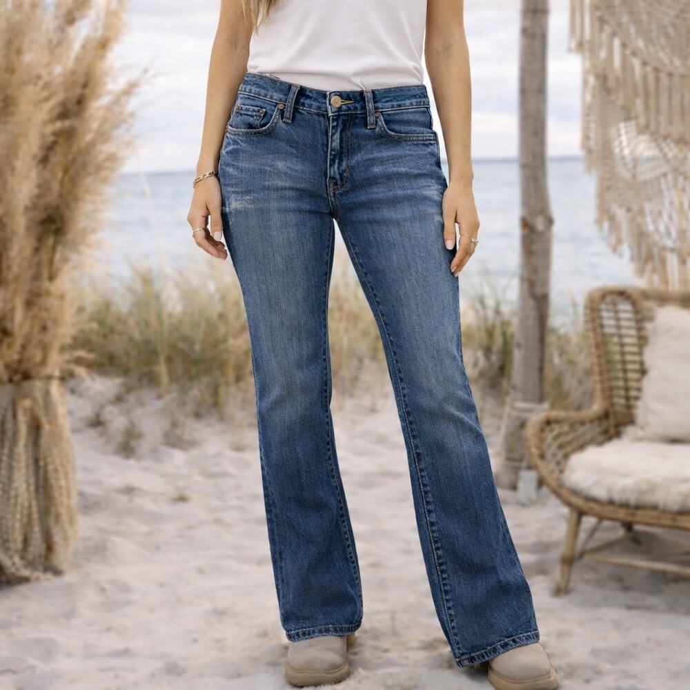 Red Engine Blue Denim Y2K Low Rise  Distressed Boot Cut Jeans 28